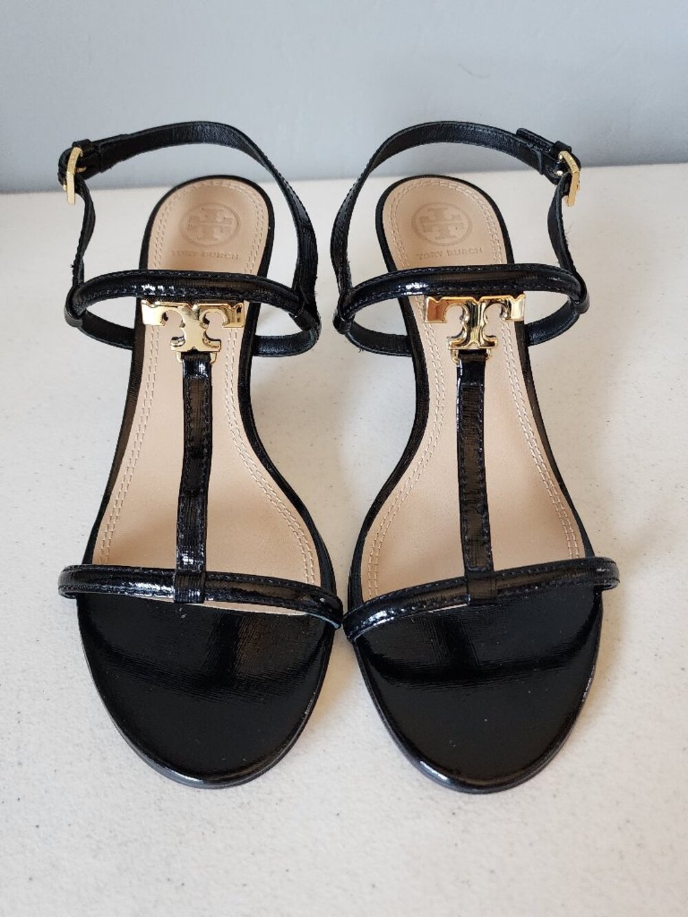 Tory Burch T Strap Sandals "NEW"